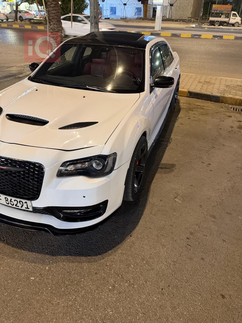 کرایسلەر 300